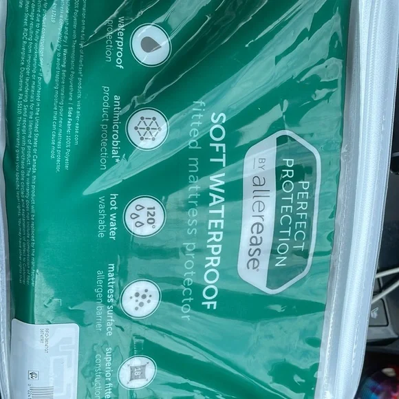 Brand New*Perfect Protection "QUEEN" Waterproof mattress protector!By allerease - Picture 3 of 4